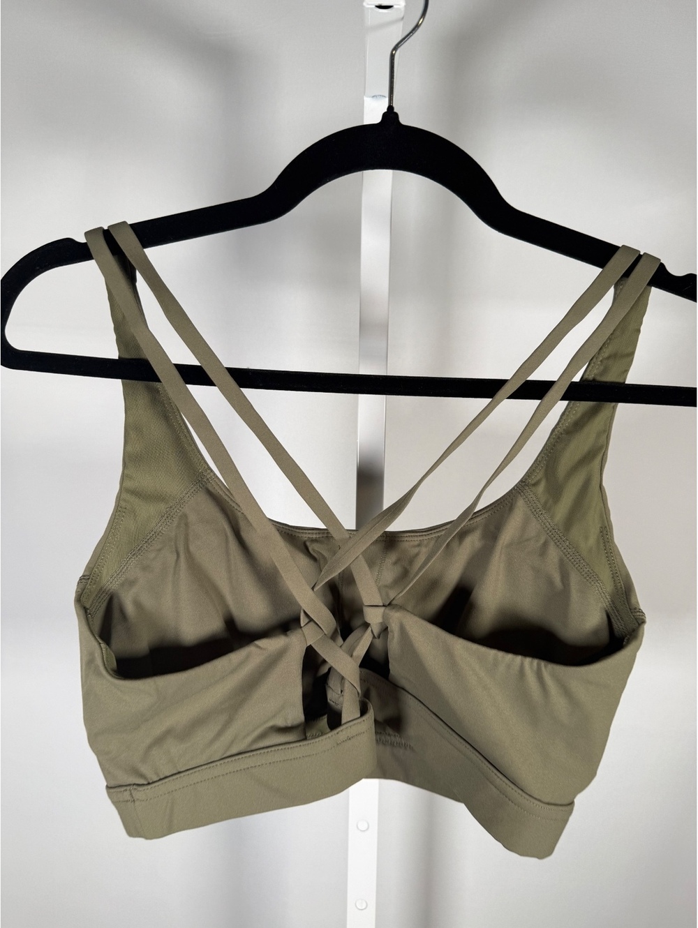 Halara UltraSculpt™ Low Support Push-Up Yoga Sports Bra Green Size Medium - Picture 4 of 8